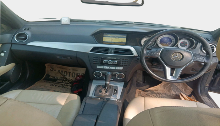 2012 Mercedes Benz C Class 200 CGI AVANTGARDE, Petrol, Automatic, 84,324 km, interior