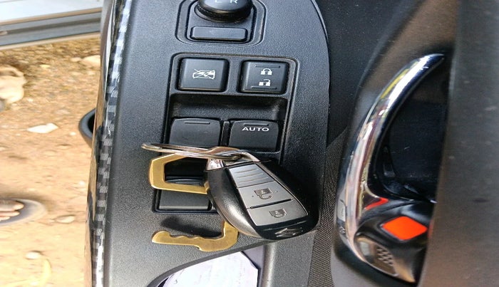 2016 Maruti S Cross ZETA 1.3, Diesel, Manual, 1,23,551 km, interior