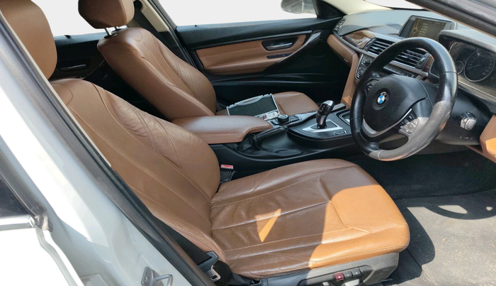 2014 BMW 3 Series 320D LUXURYLINE, Diesel, Automatic, 81,239 km, interior