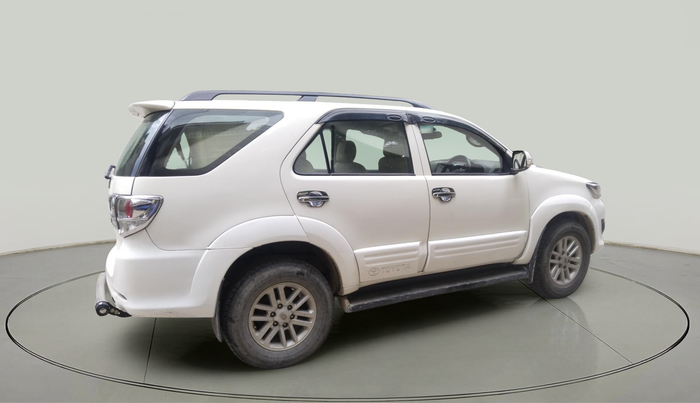 2013 Toyota Fortuner 3.0 4X4 MT, Diesel, Manual, 1,16,503 km, exterior