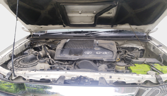 2013 Toyota Fortuner 3.0 4X4 MT, Diesel, Manual, 1,16,503 km, exterior