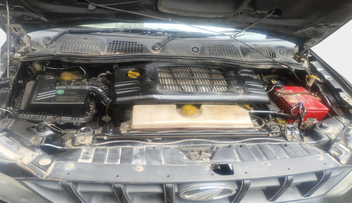 2016 Mahindra NUVOSPORT N8 AMT, Diesel, Automatic, 1,50,275 km, exterior
