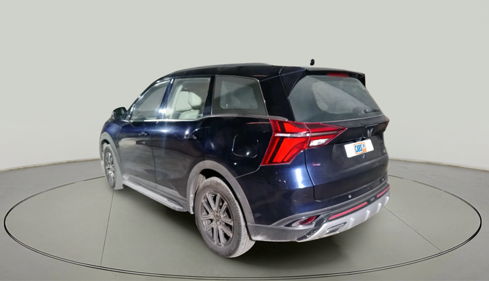 2022 Mahindra XUV700 AX 7 LUXURY D AT 7 STR, Diesel, Automatic, 1,21,412 km, exterior