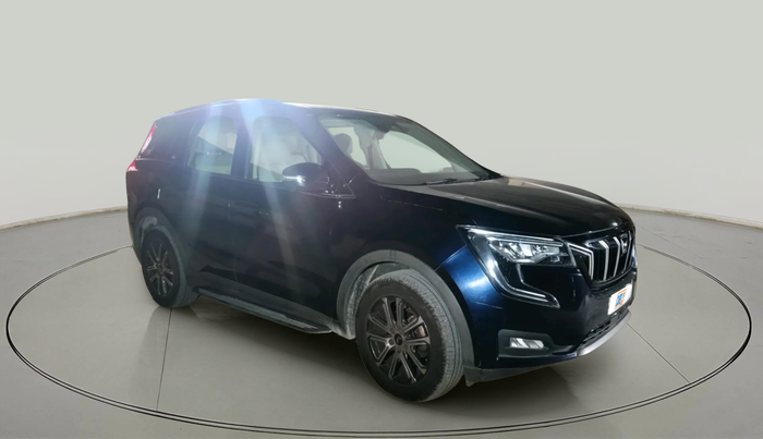 2022 Mahindra XUV700 AX 7 LUXURY D AT 7 STR, Diesel, Automatic, 1,21,412 km, exterior