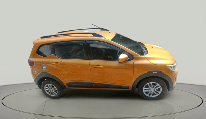 2020 Renault TRIBER RXT, Petrol, Manual, 65,453 km, exterior