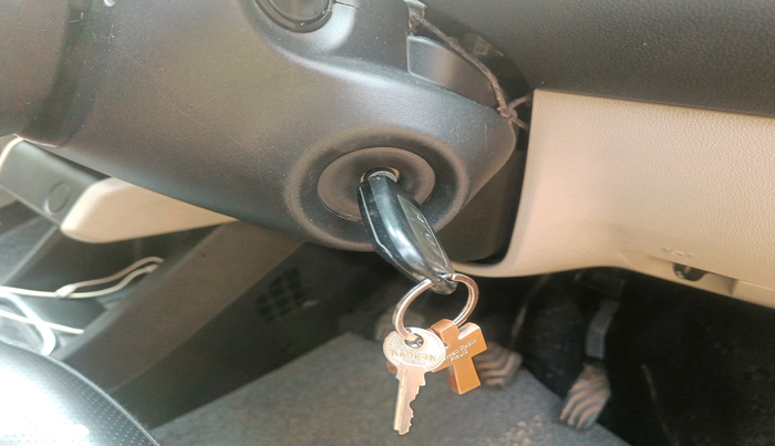 2020 Renault TRIBER RXT, Petrol, Manual, 65,453 km, interior