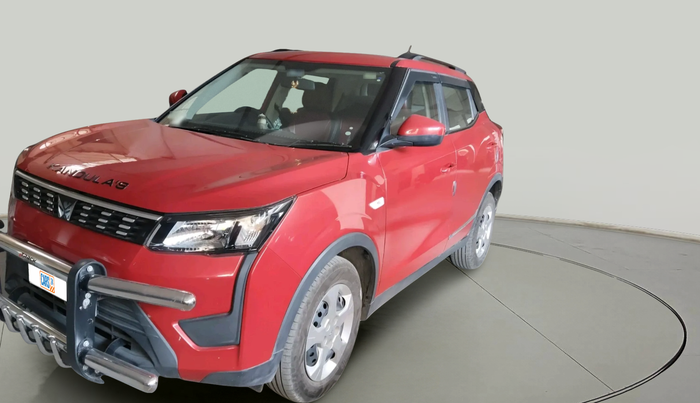 2023 Mahindra XUV300 W6 1.2 PETROL AMT, Petrol, Automatic, 9,377 km, exterior