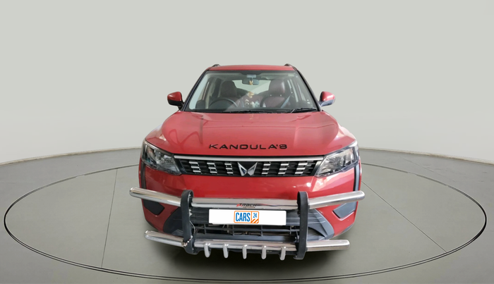 2023 Mahindra XUV300 W6 1.2 PETROL AMT, Petrol, Automatic, 9,377 km, exterior
