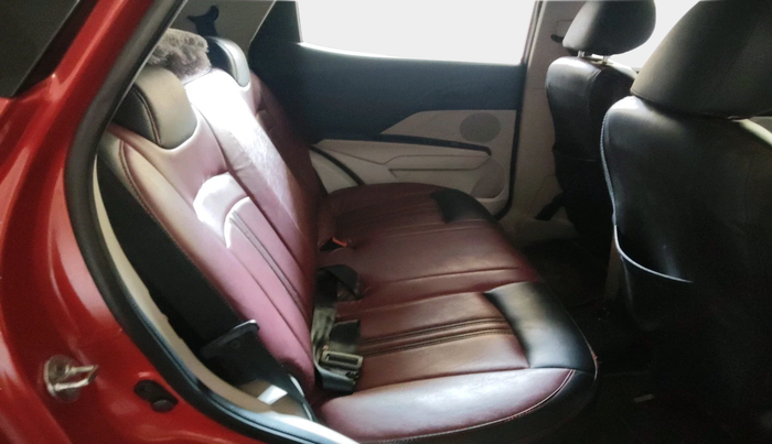 2023 Mahindra XUV300 W6 1.2 PETROL AMT, Petrol, Automatic, 9,377 km, interior