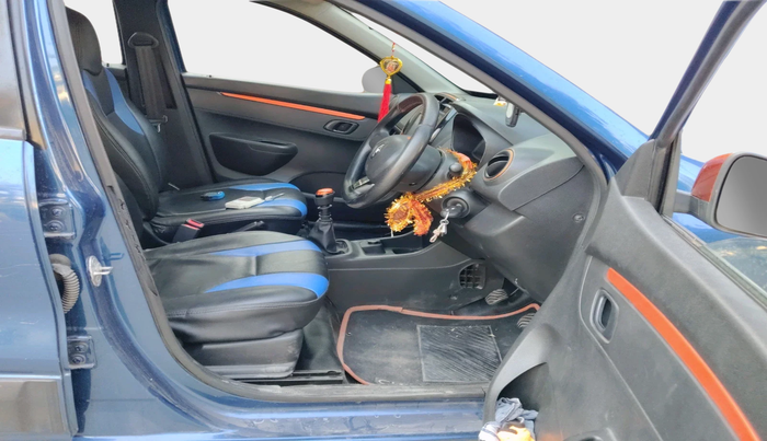 2018 Renault Kwid CLIMBER 1.0, Petrol, Manual, 49,812 km, interior