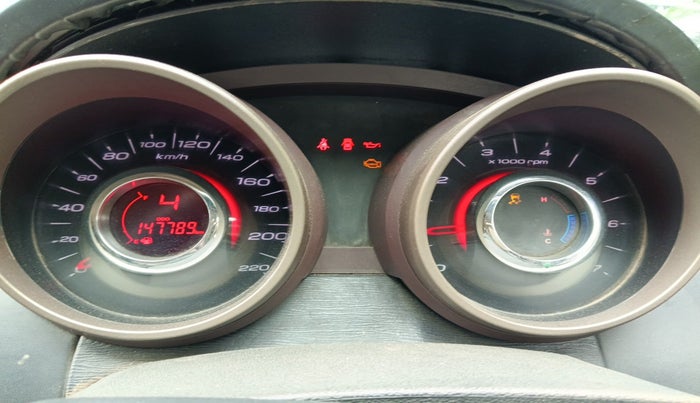 2013 Mahindra XUV500 W8, Diesel, Manual, 1,47,789 km, interior