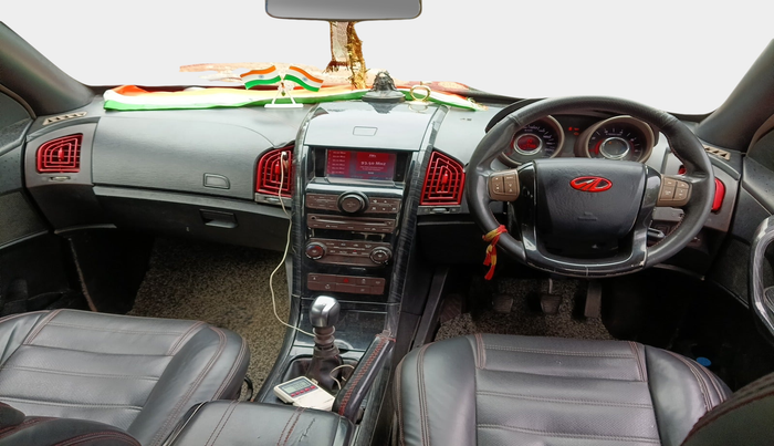 2013 Mahindra XUV500 W8, Diesel, Manual, 1,47,789 km, interior