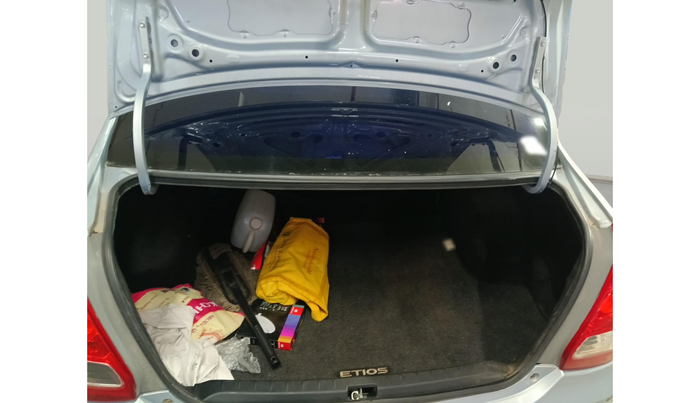 2011 Toyota Etios G, Petrol, Manual, 83,544 km, exterior