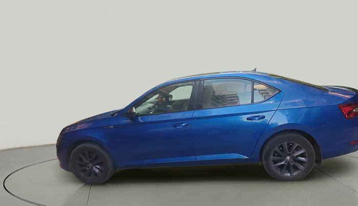 2021 Skoda Superb SPORTLINE AT, Petrol, Automatic, 1,04,617 km, exterior