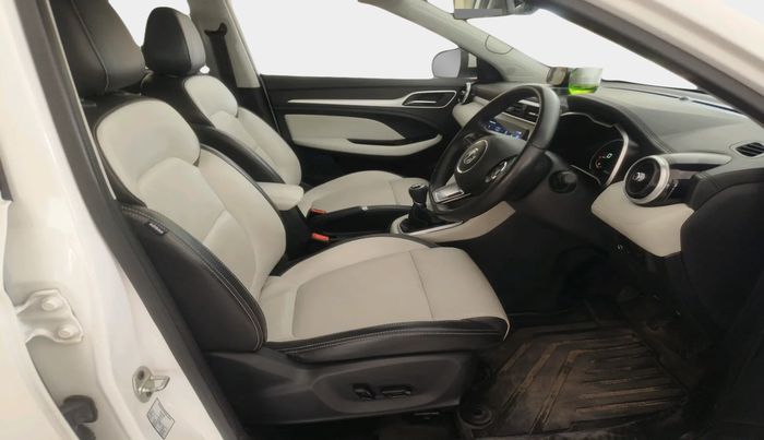 2023 MG ASTOR SHARP 1.5 MT, Petrol, Manual, 30,201 km, interior