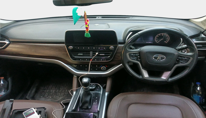 2021 Tata Harrier XZA PLUS 2.0L DUAL TONE, Diesel, Automatic, 95,142 km, interior