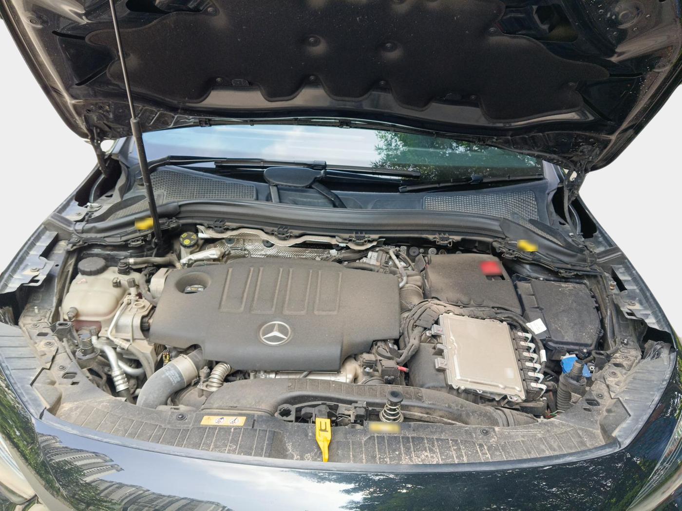 2024 Mercedes Benz GLA Class 220d, Diesel, Automatic, 13,784 km, exterior
