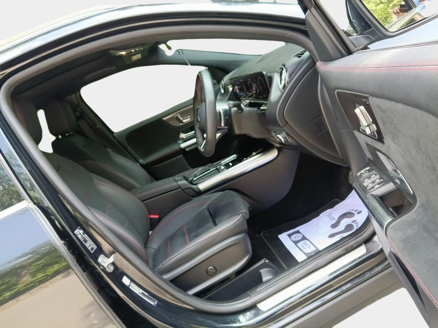 2024 Mercedes Benz GLA Class 220d, Diesel, Automatic, 13,784 km, interior