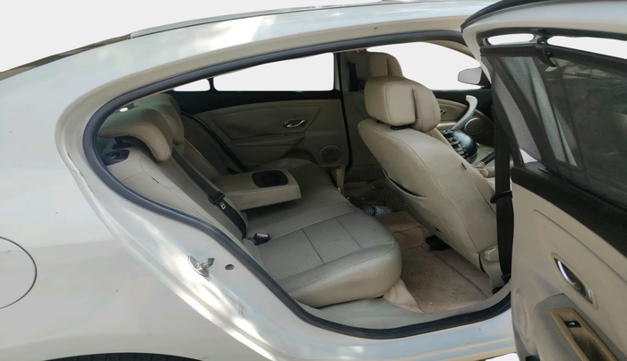 2012 Renault Fluence 1.5 E2, Diesel, Manual, 1,52,893 km, interior