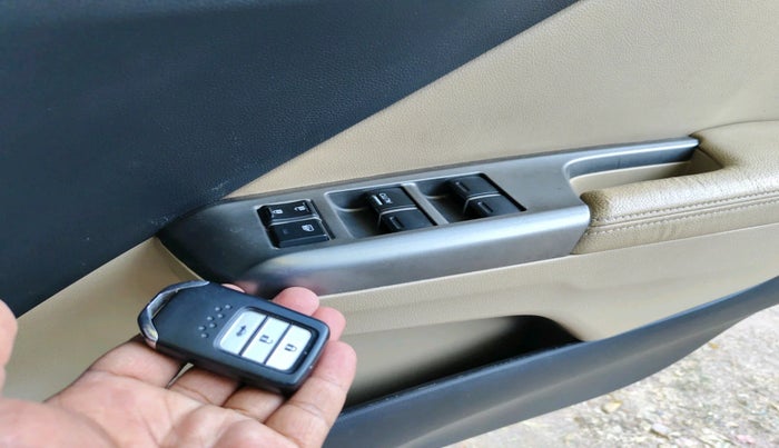 2015 Honda City 1.5L I-VTEC VX CVT, Petrol, Automatic, 70,726 km, interior