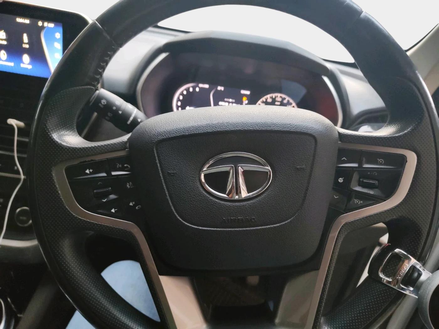 2019 Tata Harrier XZ 2.0L, Diesel, Manual, 70,181 km, interior