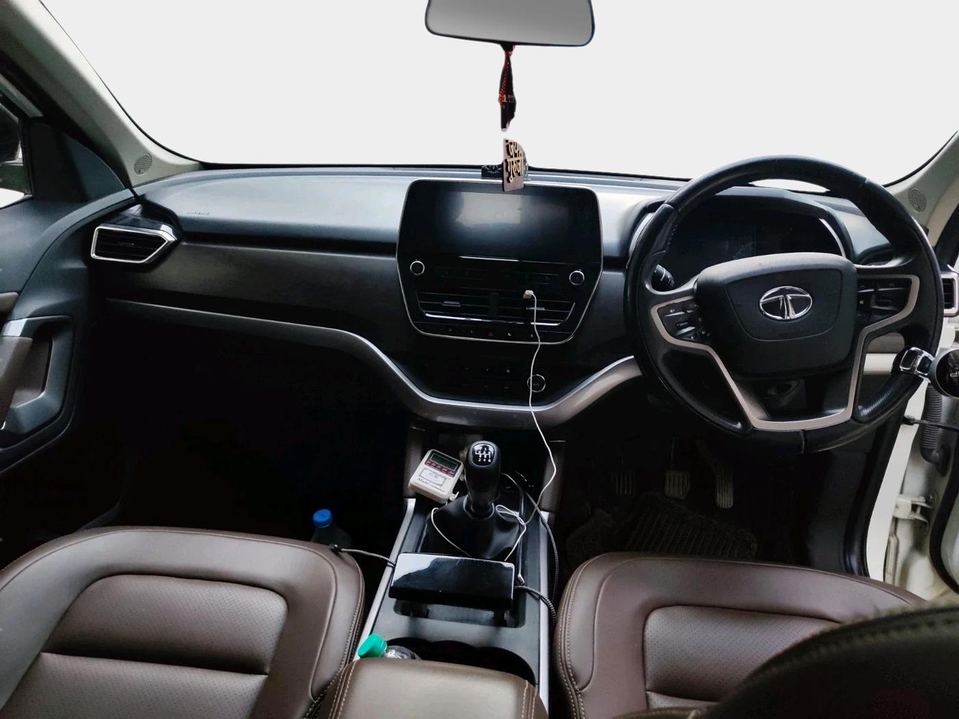 2019 Tata Harrier XZ 2.0L, Diesel, Manual, 70,181 km, interior