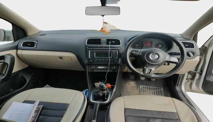 2013 Volkswagen Polo HIGHLINE DIESEL, Diesel, Manual, 1,70,569 km, interior