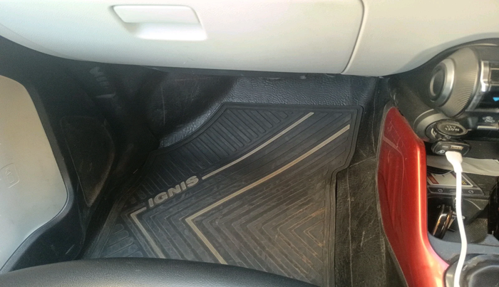 2018 Maruti IGNIS ALPHA 1.2, Petrol, Manual, 99,914 km, interior