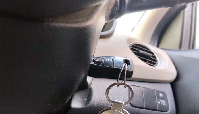 2016 Hyundai Grand i10 SPORTZ 1.2 KAPPA VTVT, Petrol, Manual, 86,277 km, interior