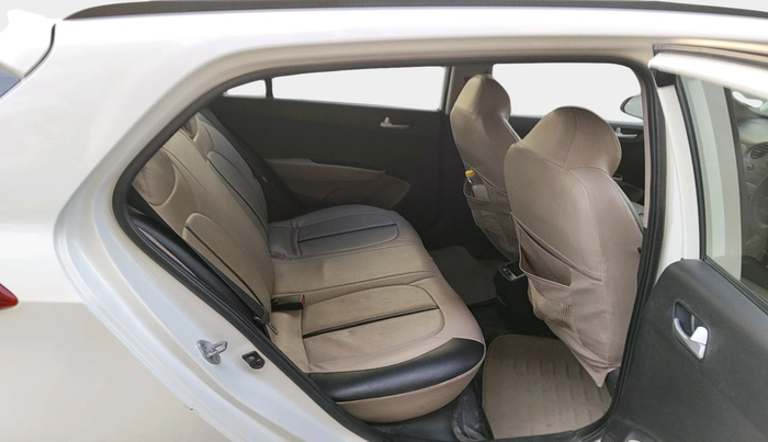 2016 Hyundai Grand i10 SPORTZ 1.2 KAPPA VTVT, Petrol, Manual, 86,277 km, interior