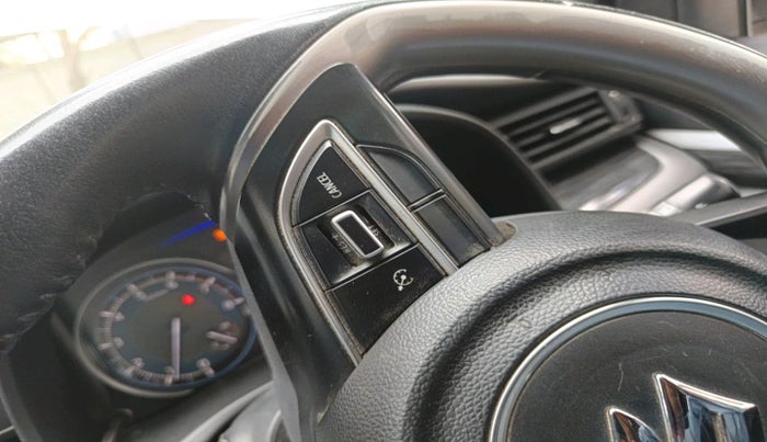 2022 Maruti XL6 ALPHA AT, Petrol, Automatic, 69,369 km, interior