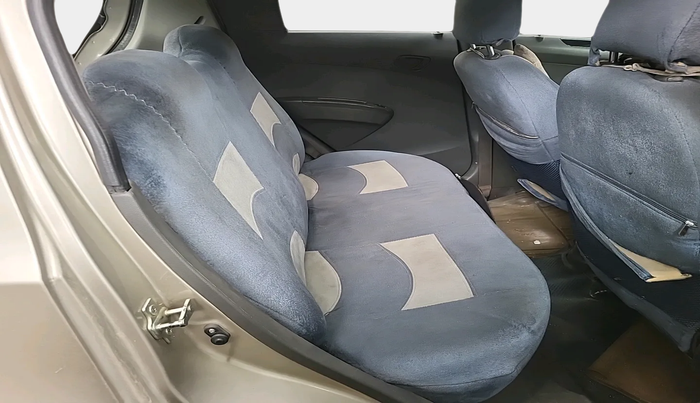 2010 Chevrolet Beat LT PETROL, Petrol, Manual, 64,294 km, interior