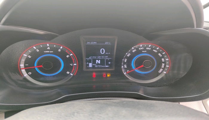 2021 Mahindra XUV300 W6 1.2 PETROL, Petrol, Manual, 38,755 km, interior