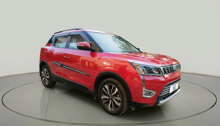 2021 Mahindra XUV300 W8 (O) 1.5 DIESEL, Diesel, Manual, 1,05,901 km, exterior