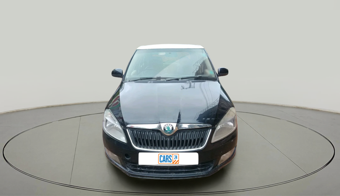 2011 Skoda Fabia ELEGANCE 1.6 MPI, Petrol, Manual, 1,16,397 km, exterior