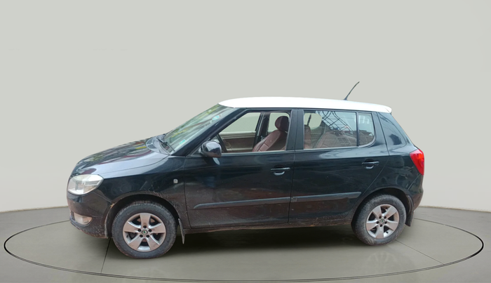 2011 Skoda Fabia ELEGANCE 1.6 MPI, Petrol, Manual, 1,16,397 km, exterior