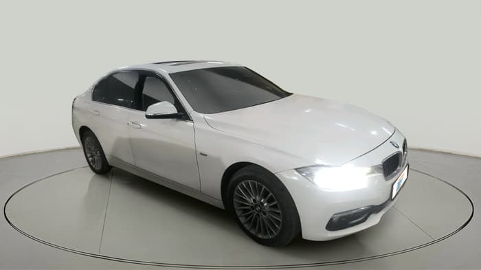 2017 BMW 3 Series 320d Luxury Line, Diesel, Automatic, 1,00,373 km, exterior