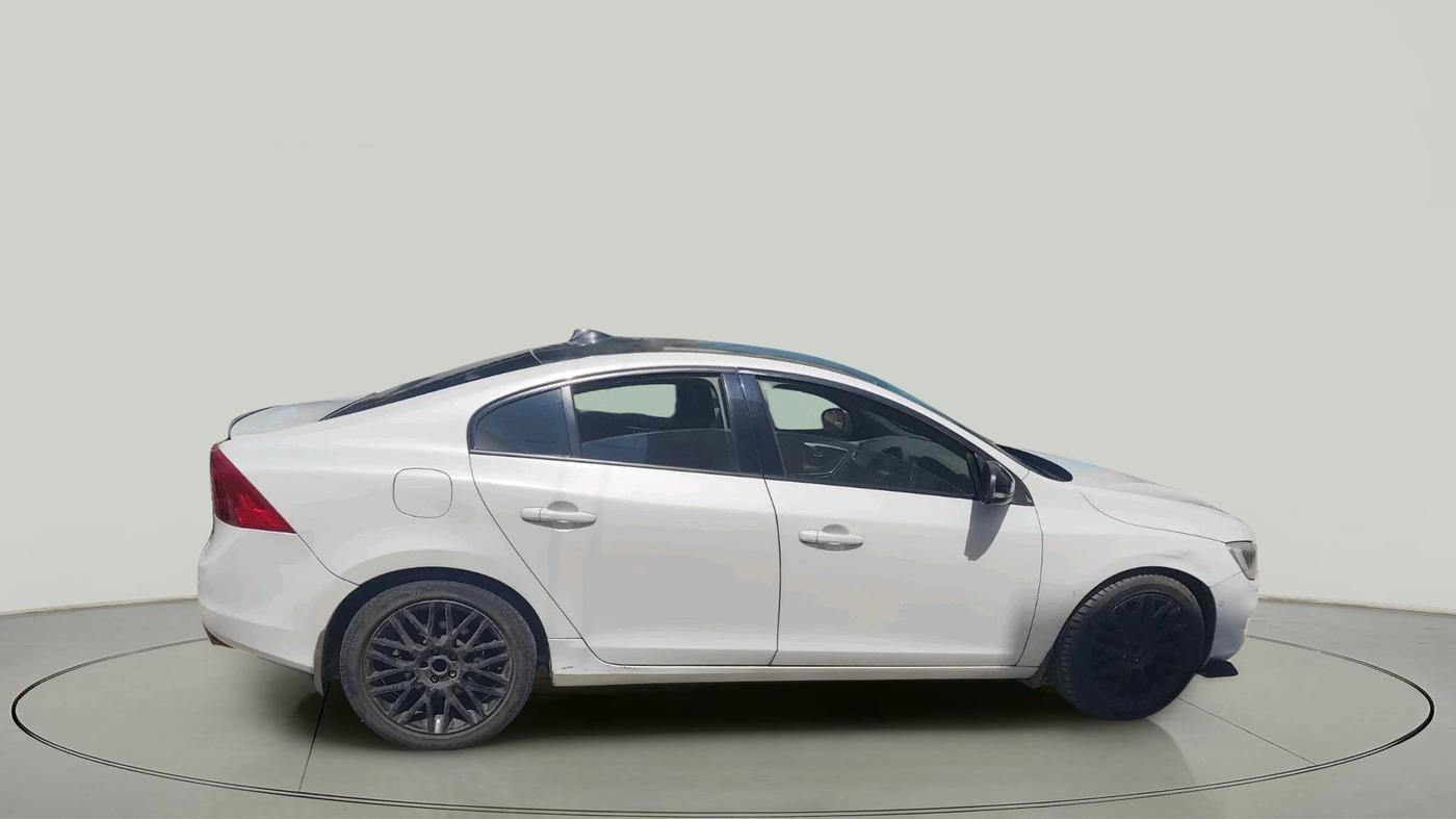 2018 Volvo S60 KINETIC D4, Diesel, Automatic, 89,560 km, exterior