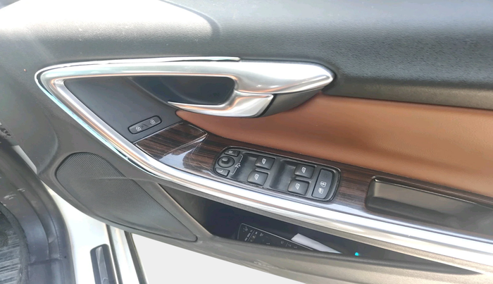 2018 Volvo S60 KINETIC D4, Diesel, Automatic, 89,560 km, interior