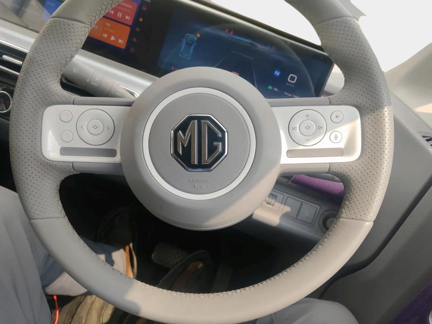 2023 MG COMET PLUSH, Electric, Automatic, 32,144 km, interior