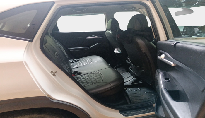 2020 KIA SELTOS HTK PLUS 1.5 DIESEL, Diesel, Manual, 1,35,422 km, interior
