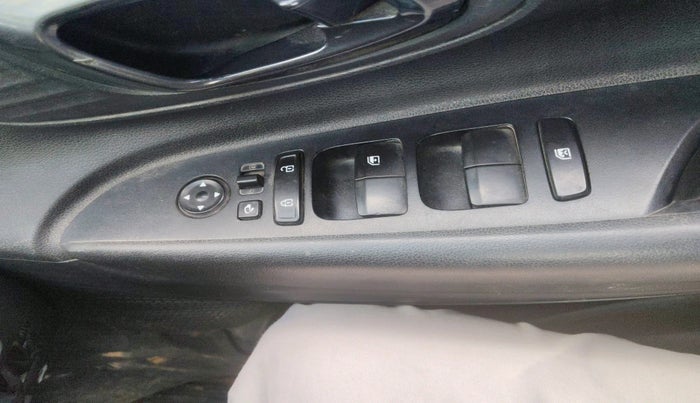 2021 Hyundai NEW I20 SPORTZ 1.2 MT, Petrol, Manual, 1,58,987 km, interior