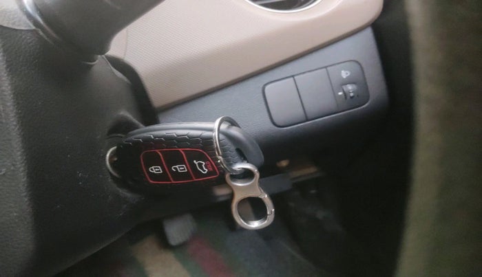 2015 Hyundai Xcent S 1.2, Petrol, Manual, 69,714 km, interior