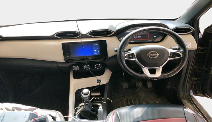 2021 Nissan MAGNITE XV MT, Petrol, Manual, 86,884 km, interior