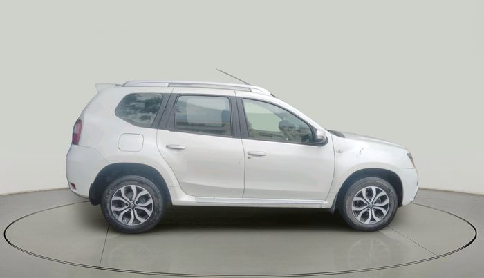 2015 Nissan Terrano XV D THP PREMIUM 110 PS, Diesel, Manual, 1,24,779 km, exterior