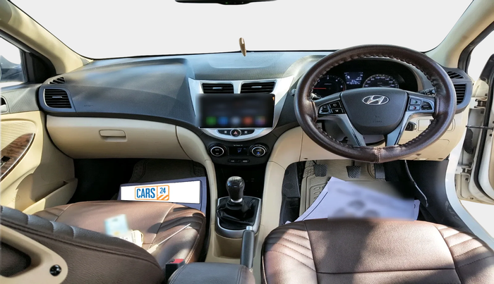 2017 Hyundai Verna 1.6 CRDI SX, Diesel, Manual, 1,64,107 km, interior