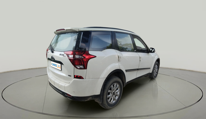 2018 Mahindra XUV500 W9, Diesel, Manual, 1,40,855 km, exterior