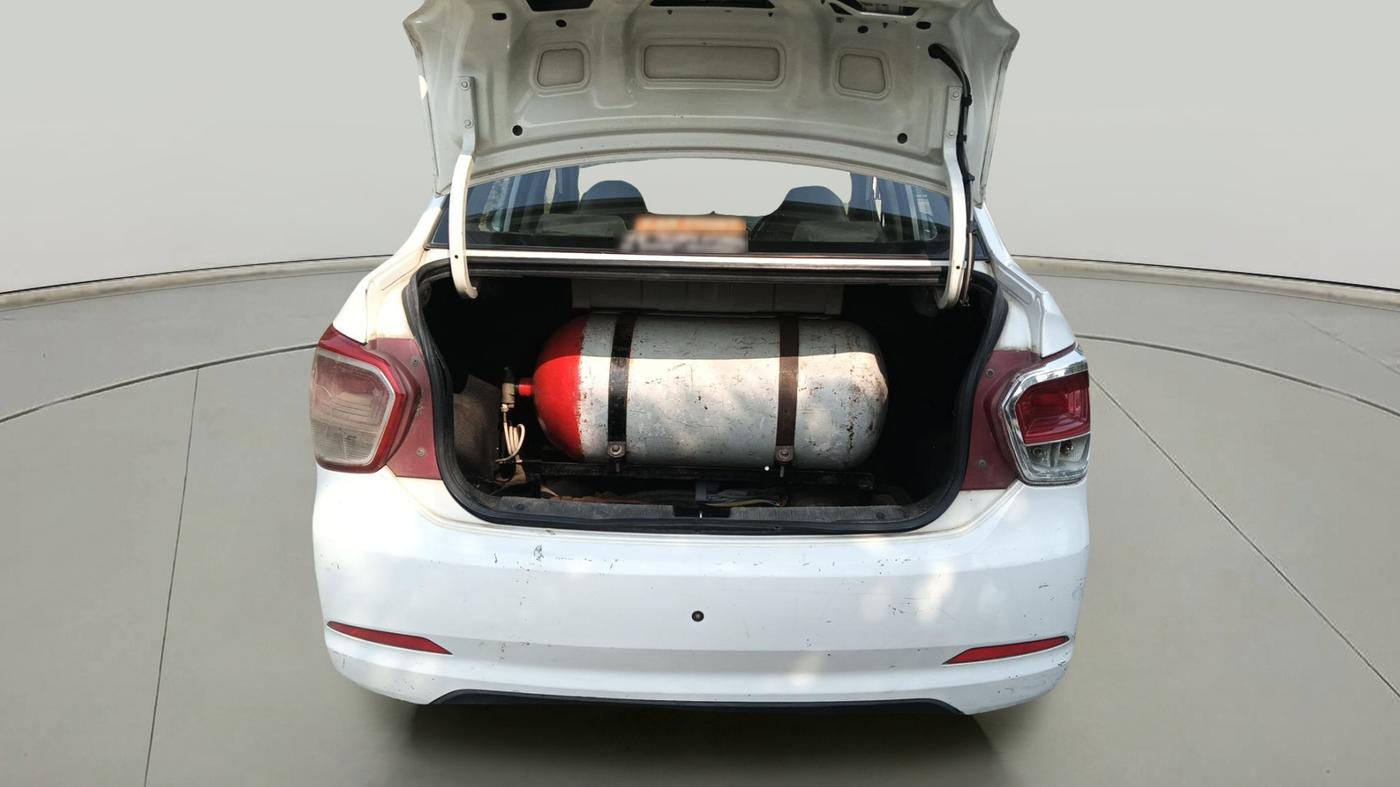 2015 Hyundai Xcent BASE 1.2, Petrol, Manual, 1,48,408 km, exterior