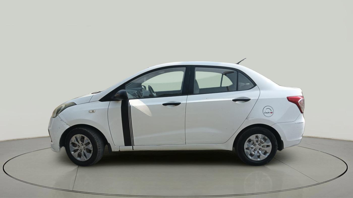 2015 Hyundai Xcent BASE 1.2, Petrol, Manual, 1,48,408 km, exterior