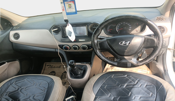 2015 Hyundai Xcent BASE 1.2, Petrol, Manual, 1,48,408 km, interior
